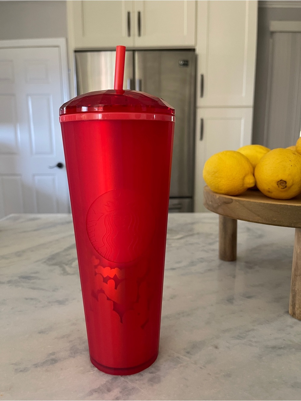Starbucks 2022 Valentine’s Red Hearts 24oz Dome Lid Tumbler